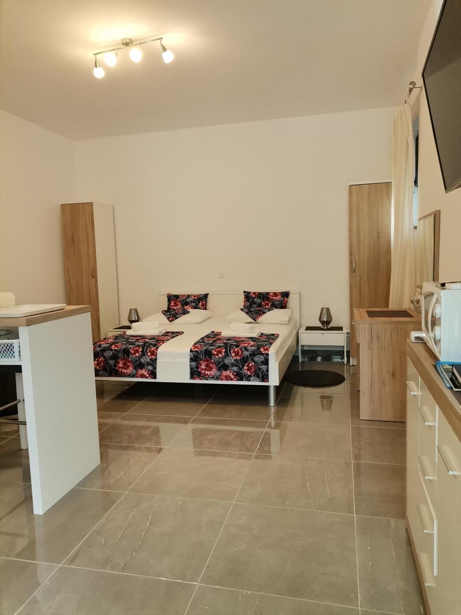 Apartments Flora เมดูลิน ห้อง รูปภาพ